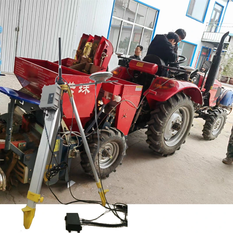 Estado de trabajo de RTK del sistema de navegación y conducción de maquinaria agrícola del tractor Precisión 2,5cm Matching Mobile base Station