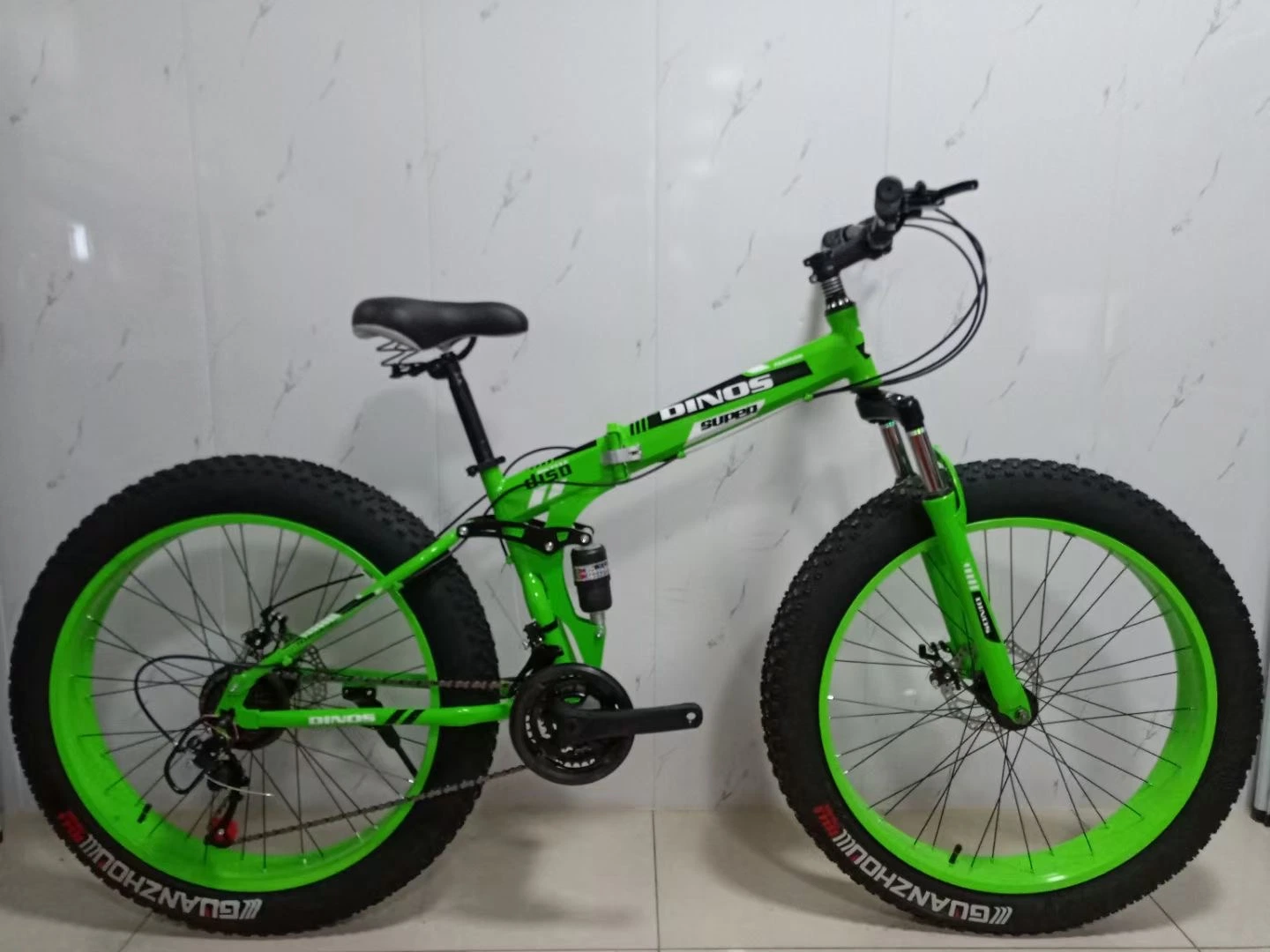 2022 Nuevo Modelo 26*4,0 Fat Tire Folding Bike Mountain Fat Neumático MTB bicicleta de montaña bicicleta de nieve 21 Speed Gear Con certificación CE