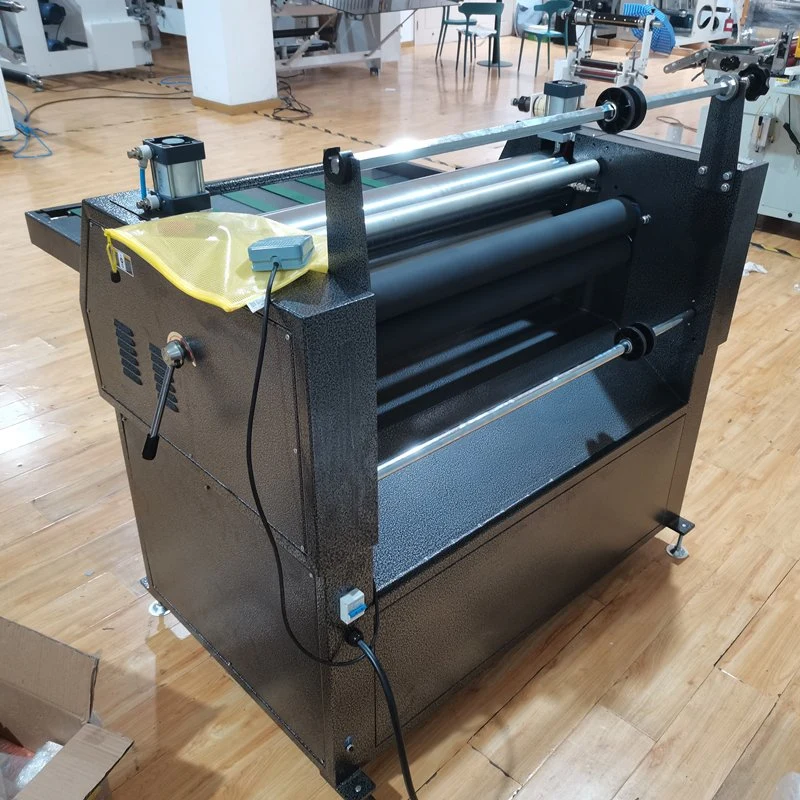 Post-Coating Hot CE/ ISO Laminator Strengthened Glass Sticker Laminating Machine with Good Price