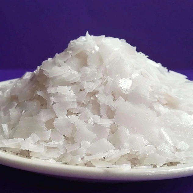 Supply Industry Grade 99% Flakes Caustic Soda