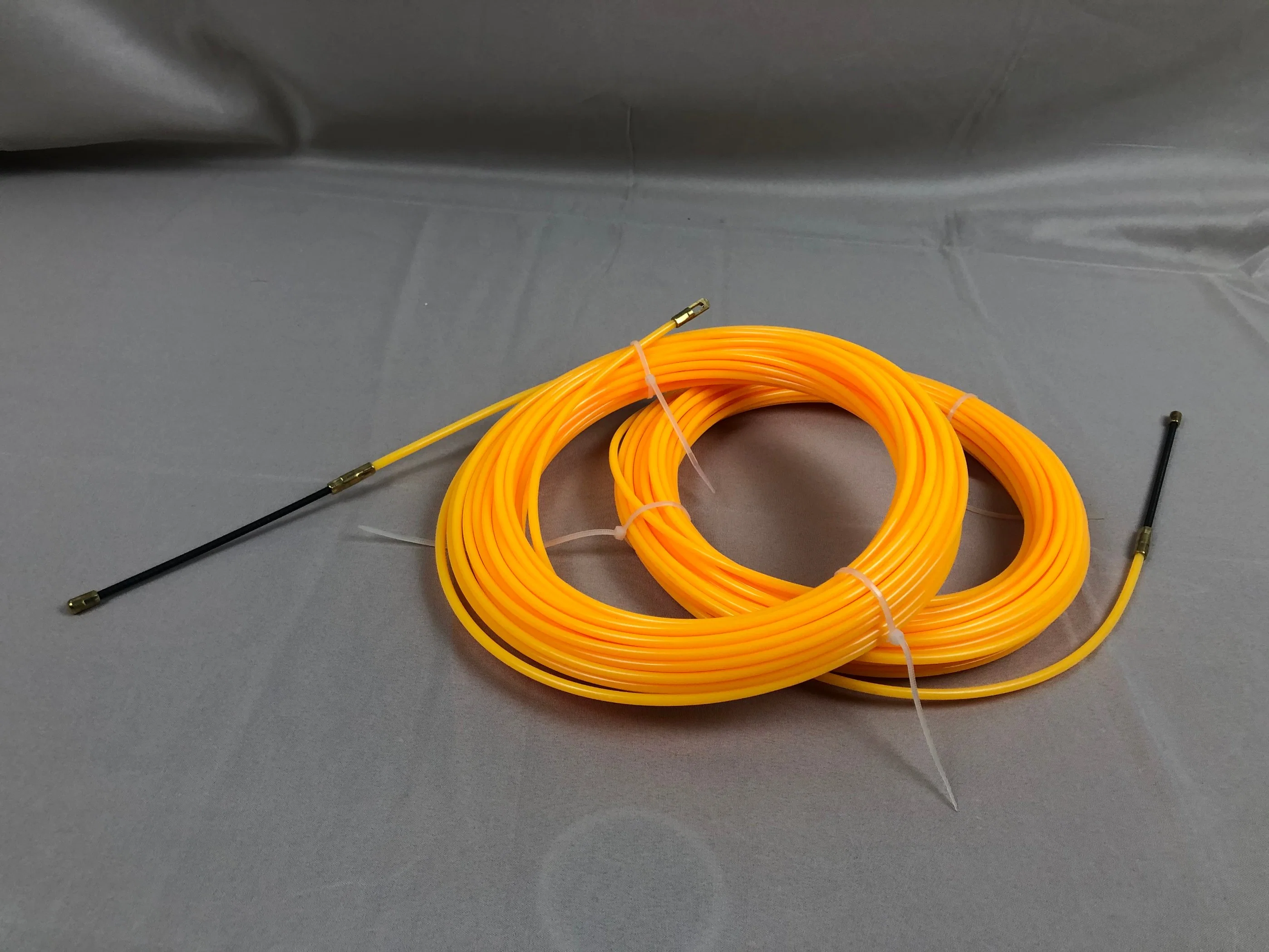 100 % neuer 3mm 4mm Nylon-Kabelabzieher