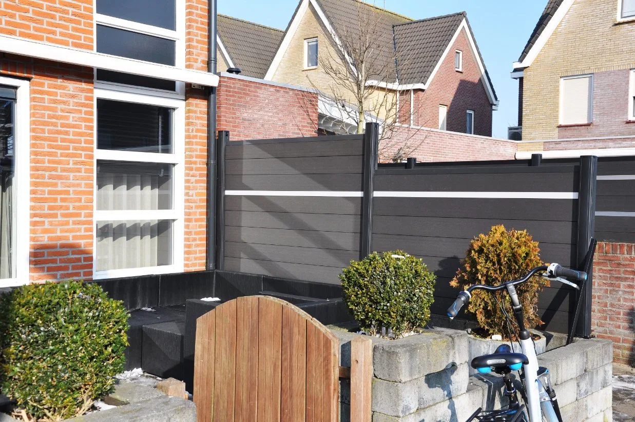 Alu Post Building Materials for Garden WPC Fencing Wood Plastic Composite Fence WPC Fencings