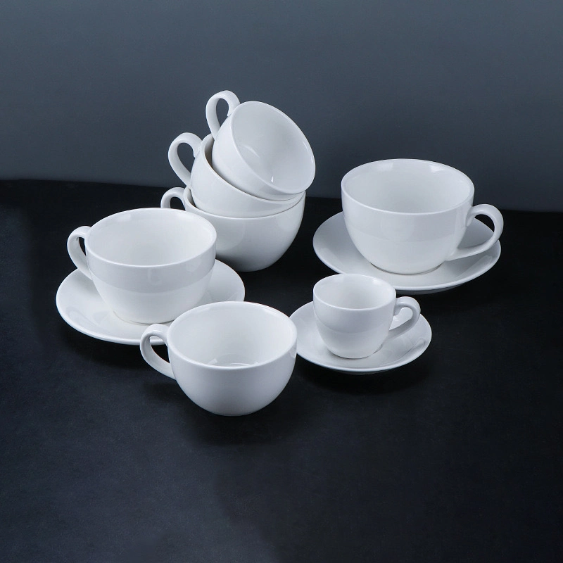 Vente chaude Tasse à café latte en porcelaine de 200 ml (6 oz) avec soucoupe de 6,25 pouces.