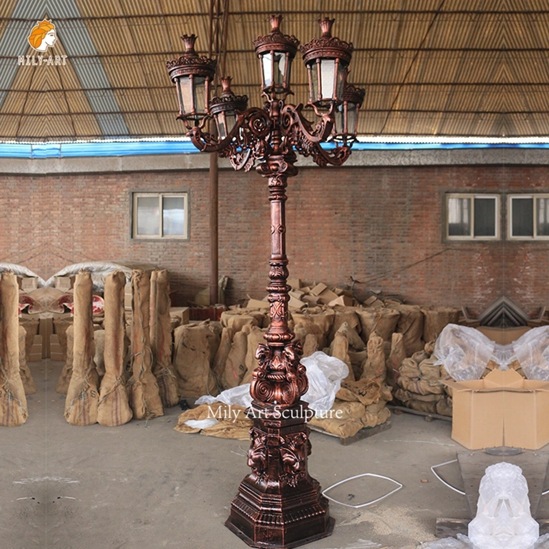 Modern Antique Design Iron Lamp Street Large Pole Lamp for Home Garden Decoration