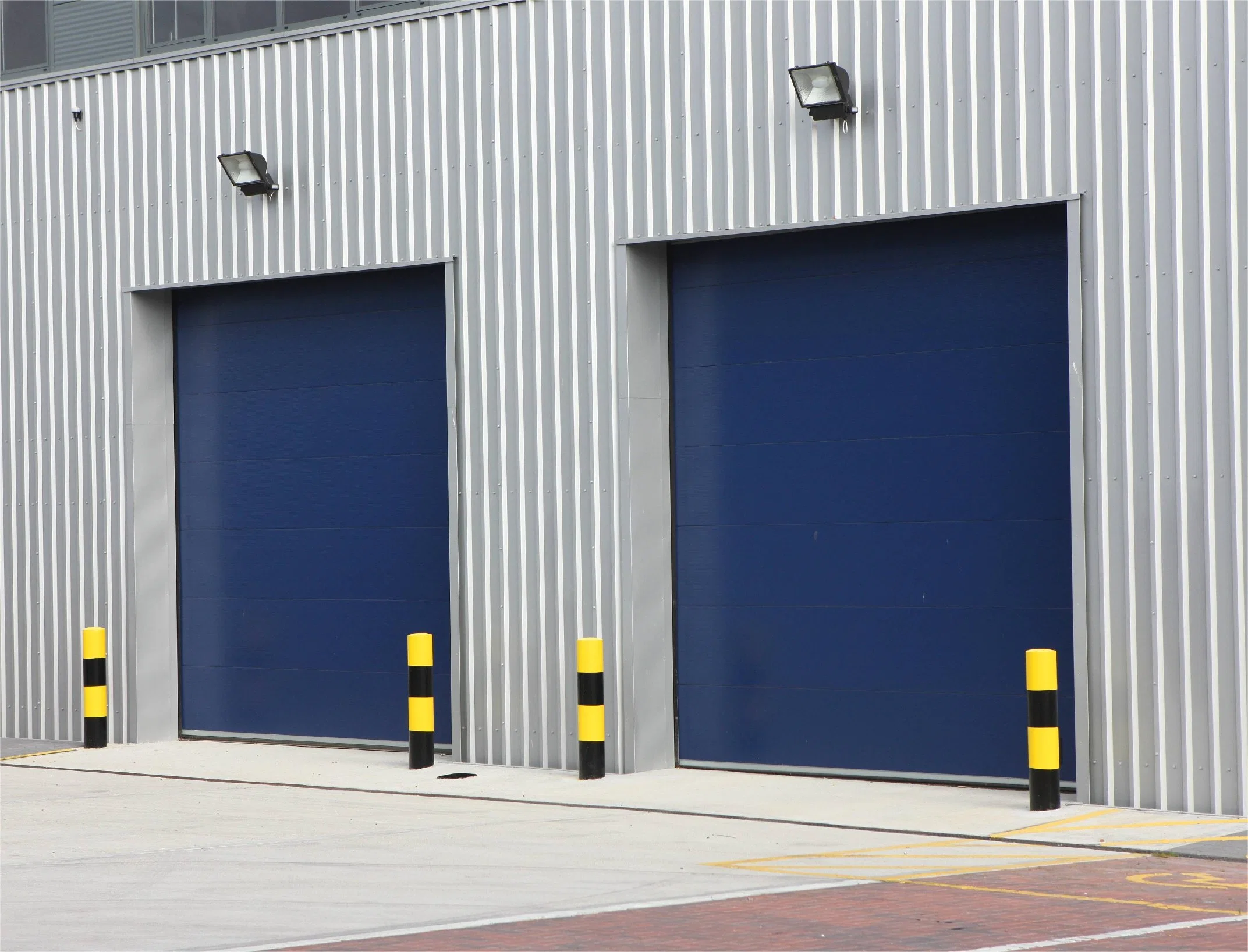 Aluminum Alloy Color Steel Panel Insulated PU Panel Loading Dock Loading Bay Sectional Automatic Sliding Door