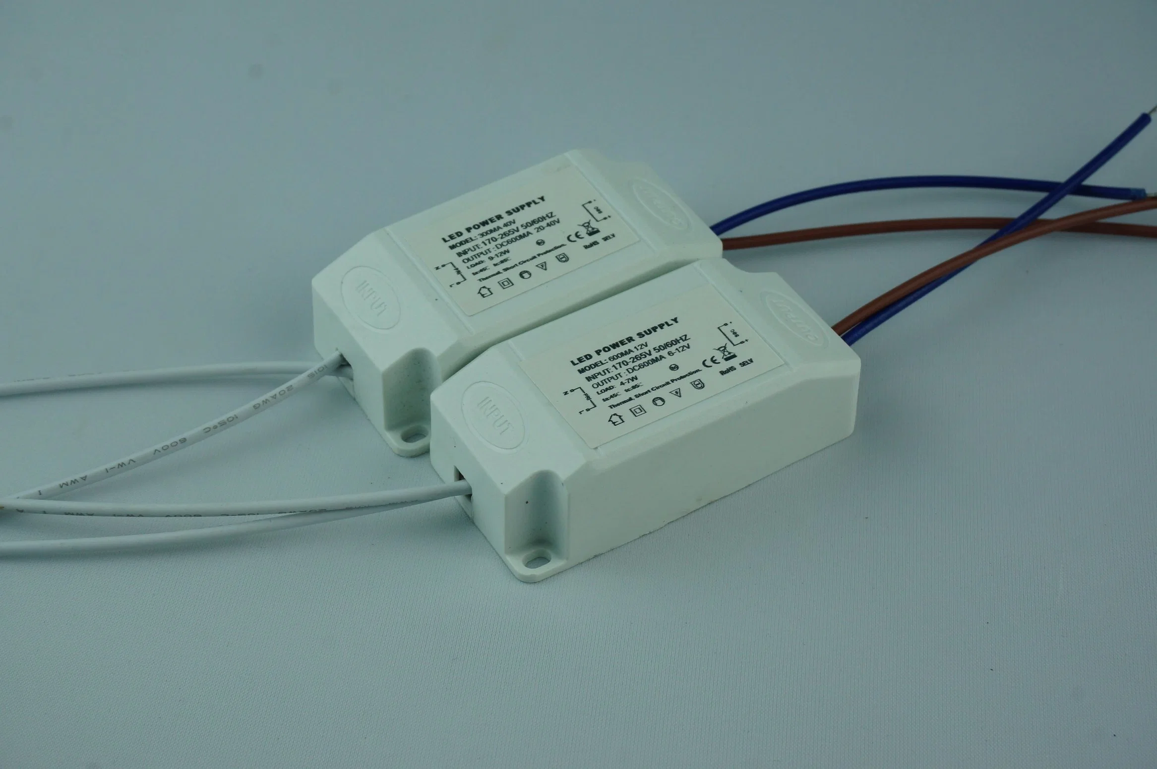 12V 24V15W IP20 de plástico Alimentación LED de interior el controlador LED