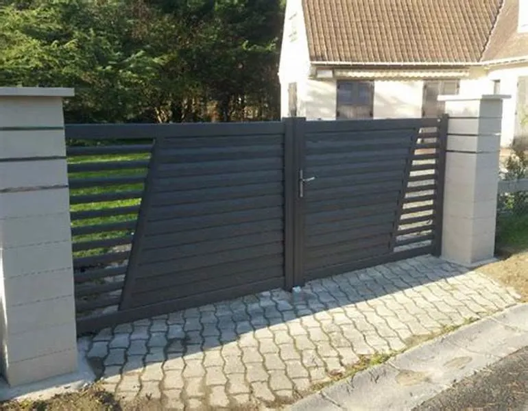 Horizontal Privacy Aluminum Courtyard Custom Gate Design Automatic Fancy Sliding Main 6 FT High 14 FT Wide Aluminum Driveway Boundary Gate