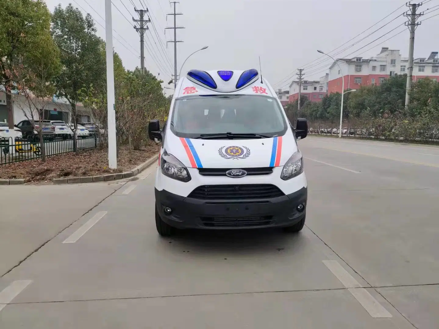 New Brand Gasoline Ford Ambulance Vehicle