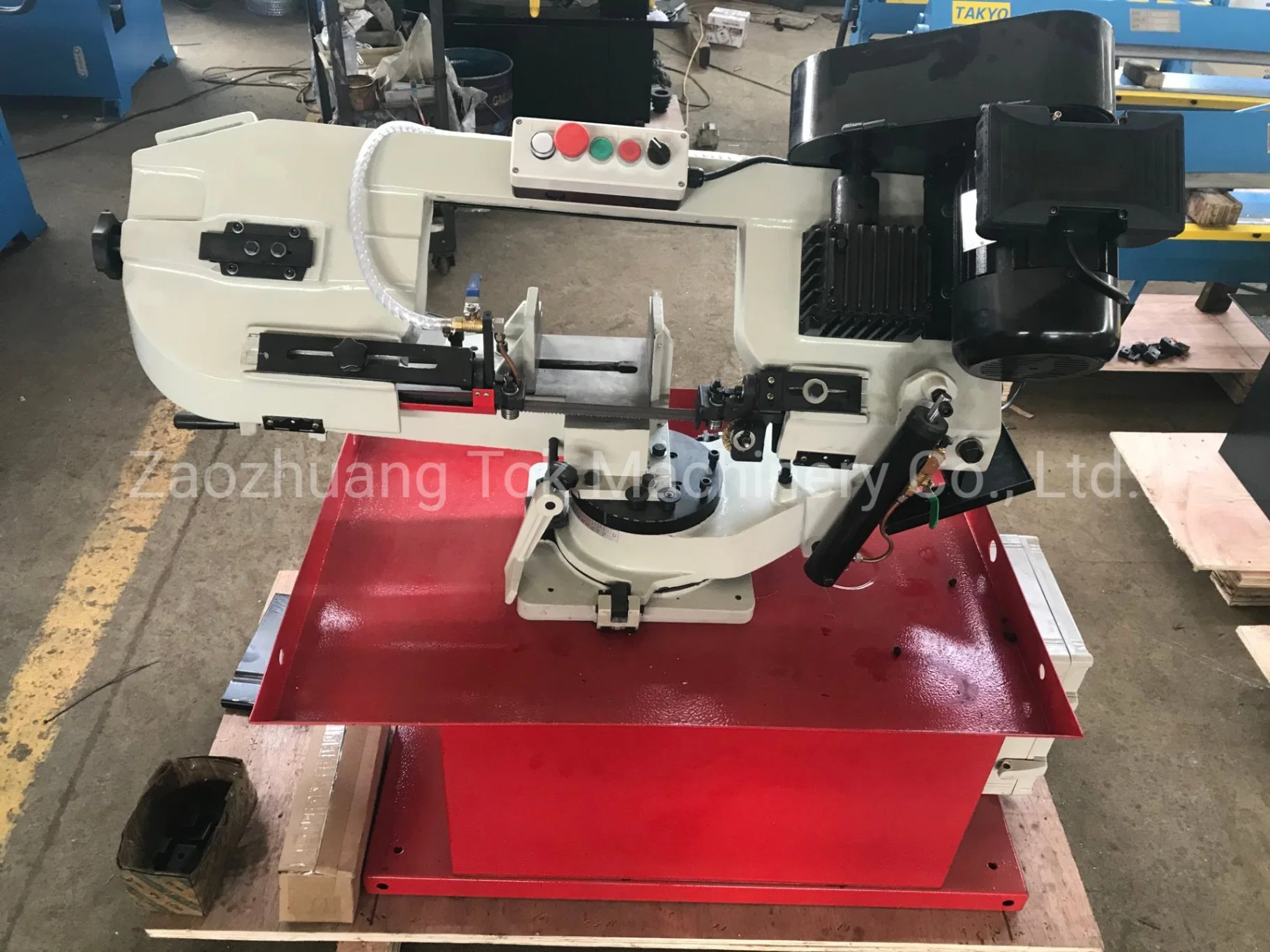 BS712r Swivel Base Metal Band Saw Cutting Machine