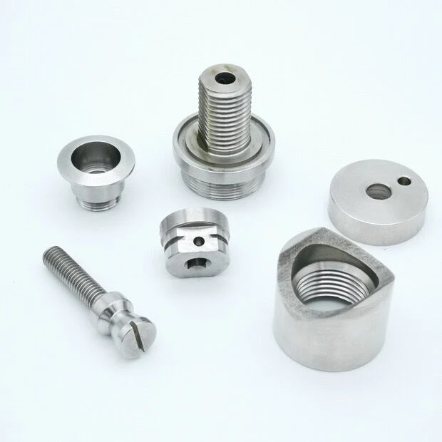 Fresa de rotação CNC personalizada de alta precisão processamento de alumínio metálico
