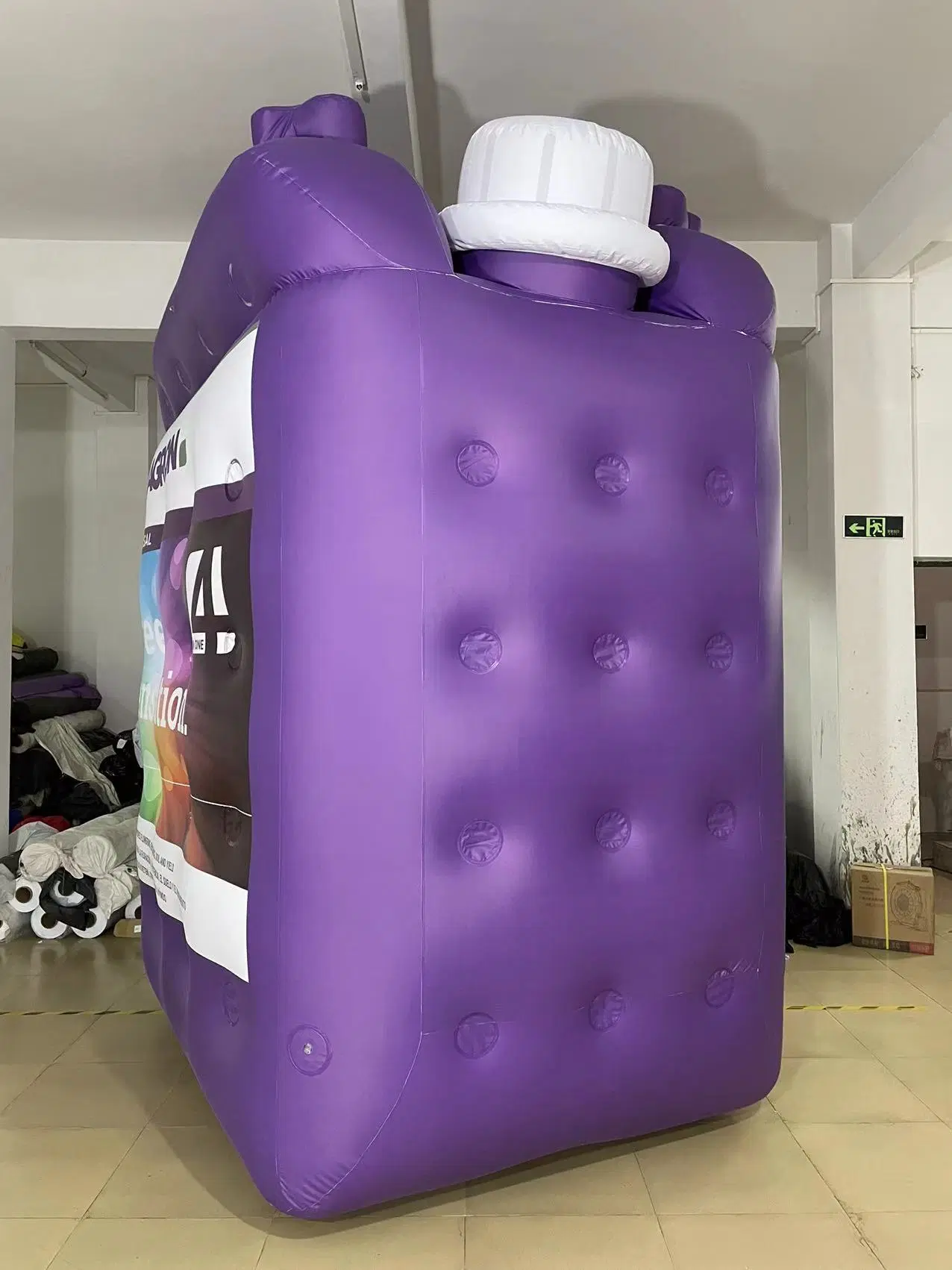 Boyi Giant Inflatable Gas Bottle Balloon botella Inflatable de Publicidad de PVC Globo By04323