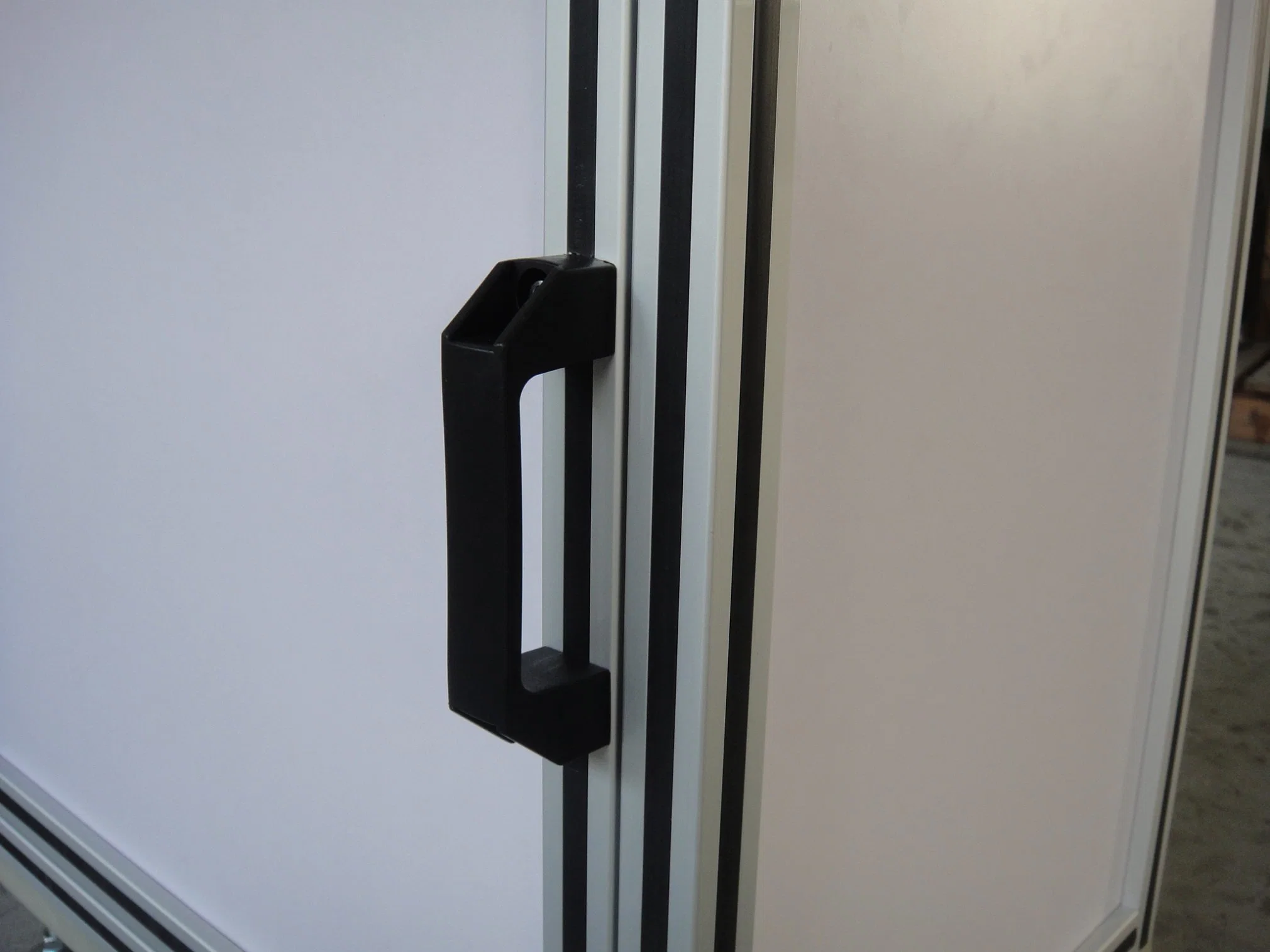 T Slot Door Handle with Nylon, L=90/120/180 Mm Black Color