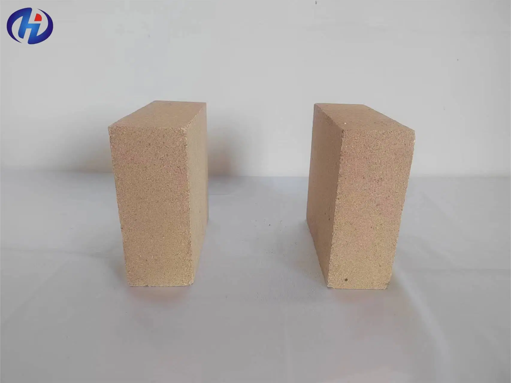 Alumina Bricks for Electric Arc Furnace High Alumina Bricks Refractory Materials