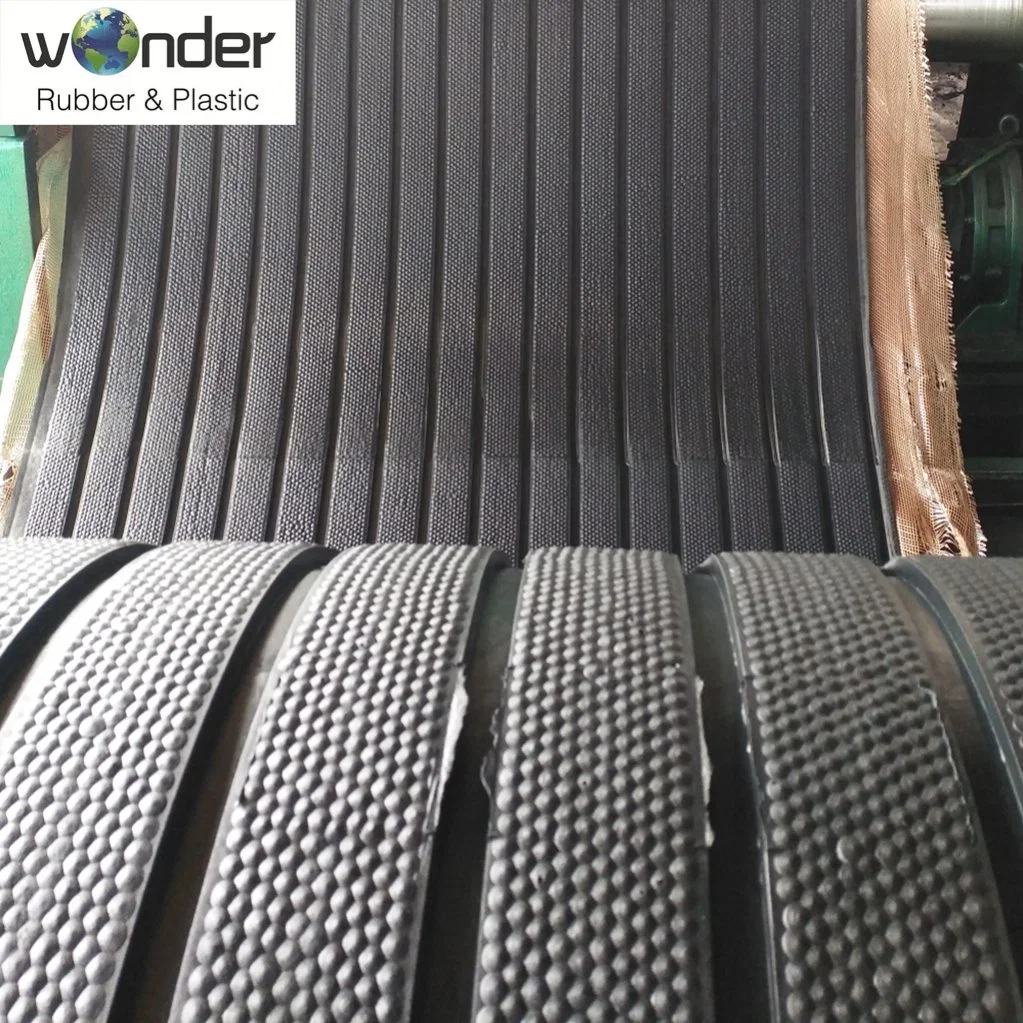 Waterproof and Will Not Crack One-Piece Stall Mat Made of The Most Durable Thick Vulcanized Rubber Rubber Floor Mat