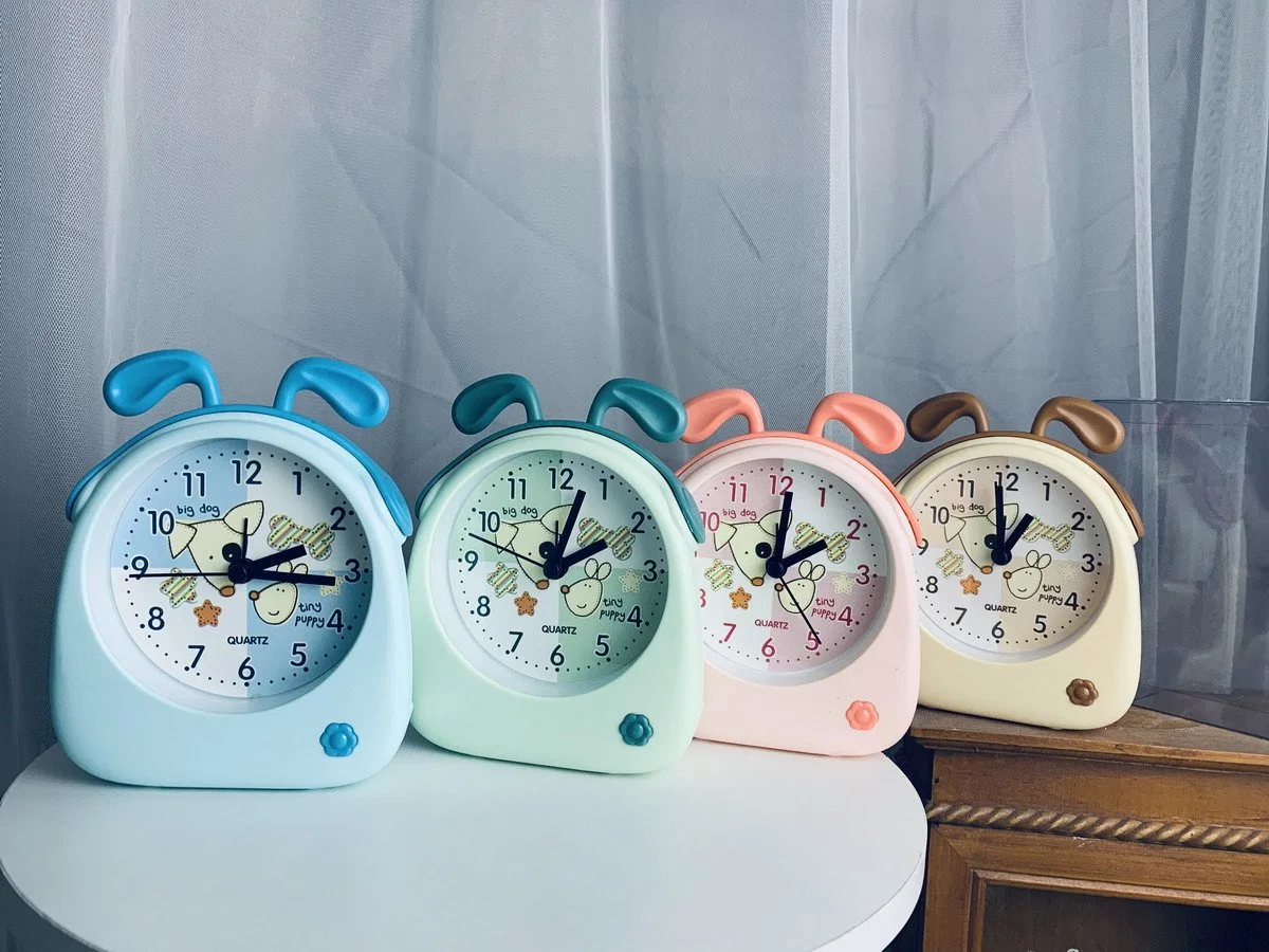 Fancy Desc mecanismo de Recepción con las manos a los niños Los niños las niñas y niños para el hogar Relojes Despertador