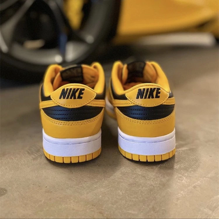 Men Yellow Black Nike Dunk Sb Low Casual Nike Shoes