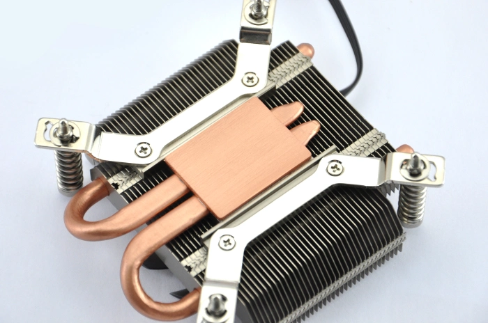 30mm Ultra-Thin CPU Cooler with PWM Fan for Intel Mini-Itx