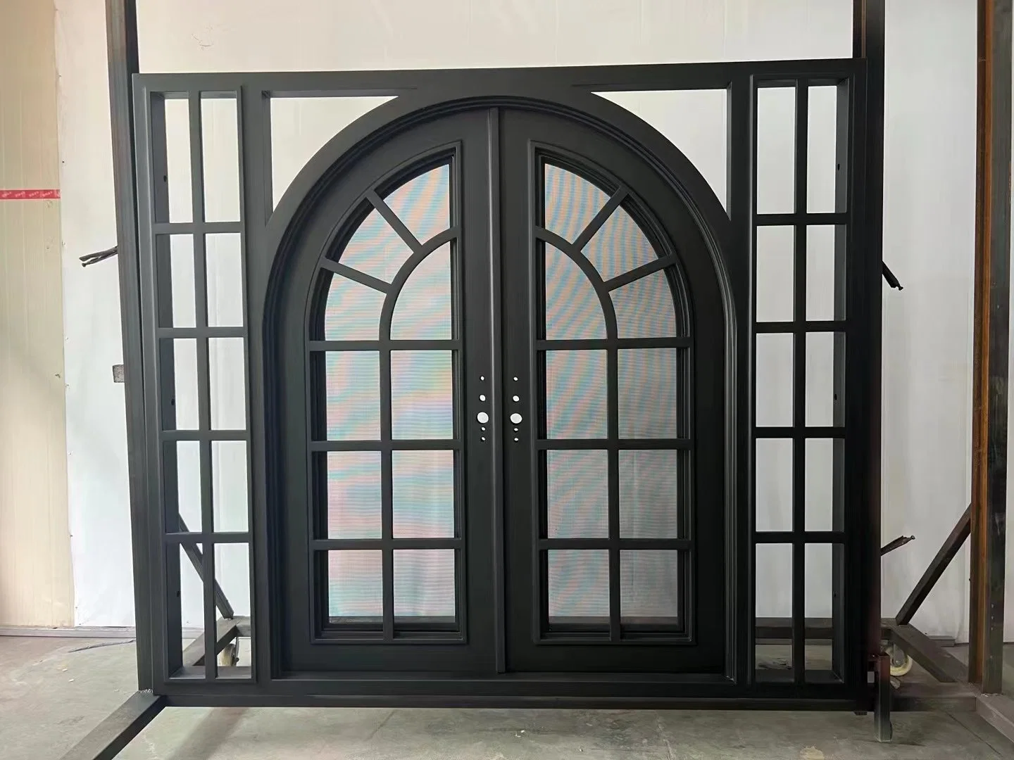 Hot Selling Latest Style Single Door Designs Modern Main Front Entry Door Wrought Iron Entrance Door with Side Window