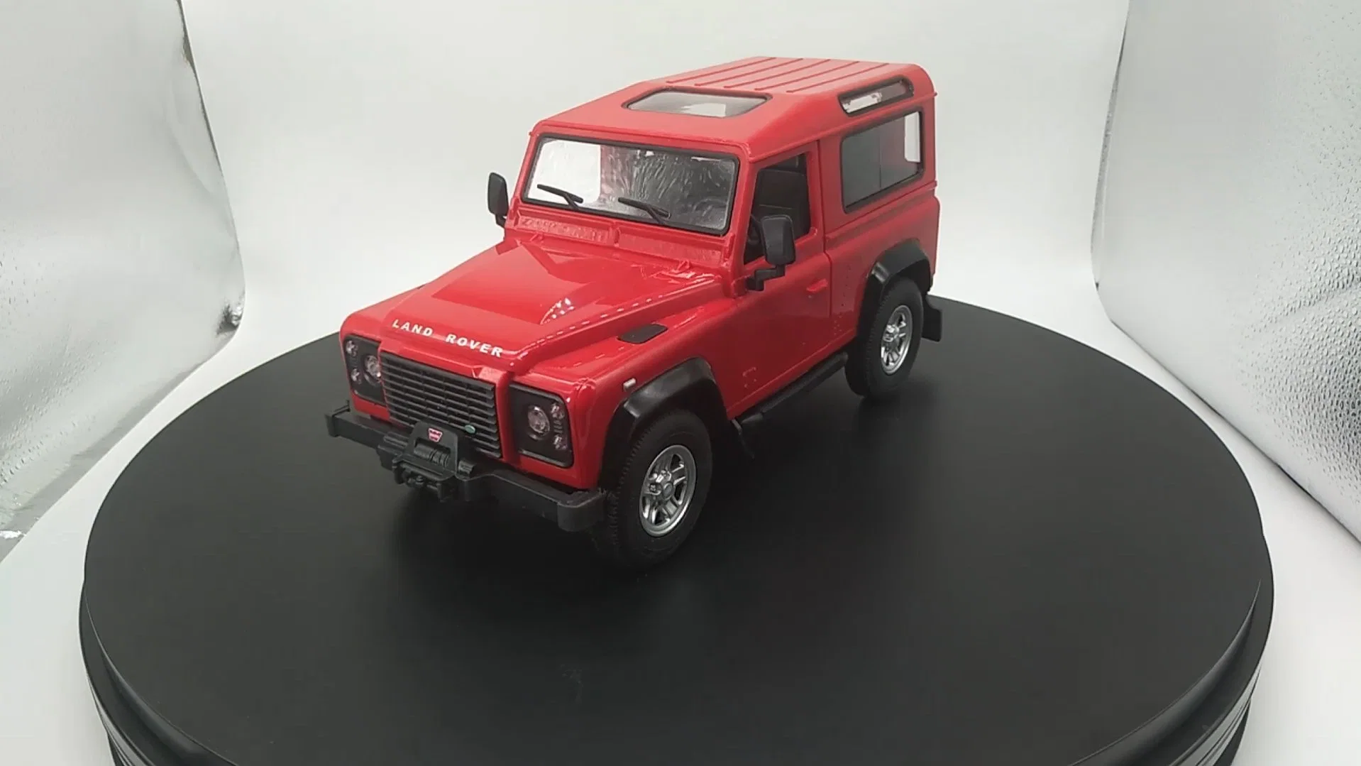 2.4G Rastar RC Car 1: 14 Scale Land Rover Defender 4X4 Buggy Truck RC Car with 4CH Car Toys for Kids and Adults Doors Openable