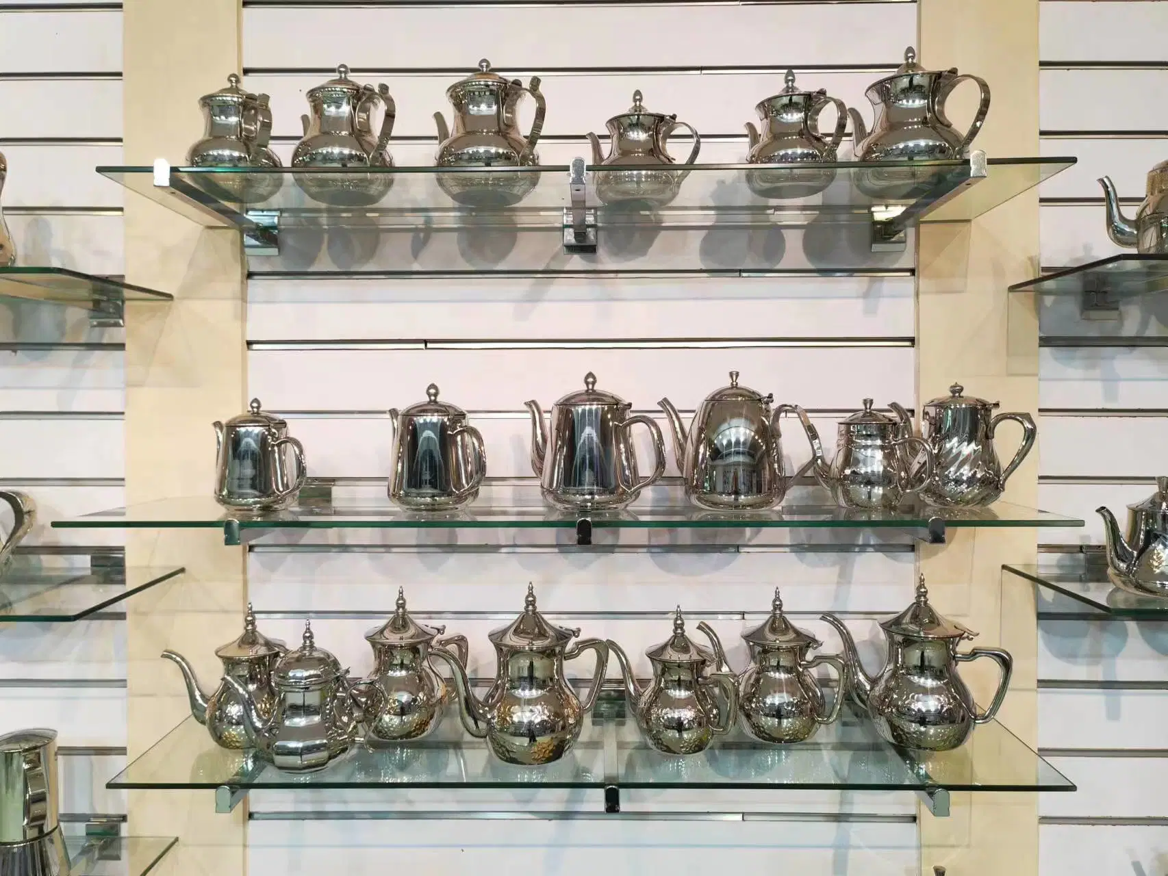 Hot Sale Arabian Style Tea Pot Xkc638 - 0.9L 1.3L 1.6L 1.8L Golden Stainless Steel Arabic Kettle