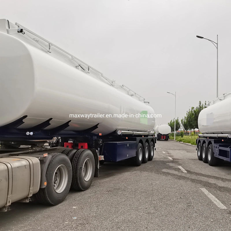 Tri-Axle 44000 Liters Fuel Tanker 6 Compartments Petroleum Road Tanker Truck