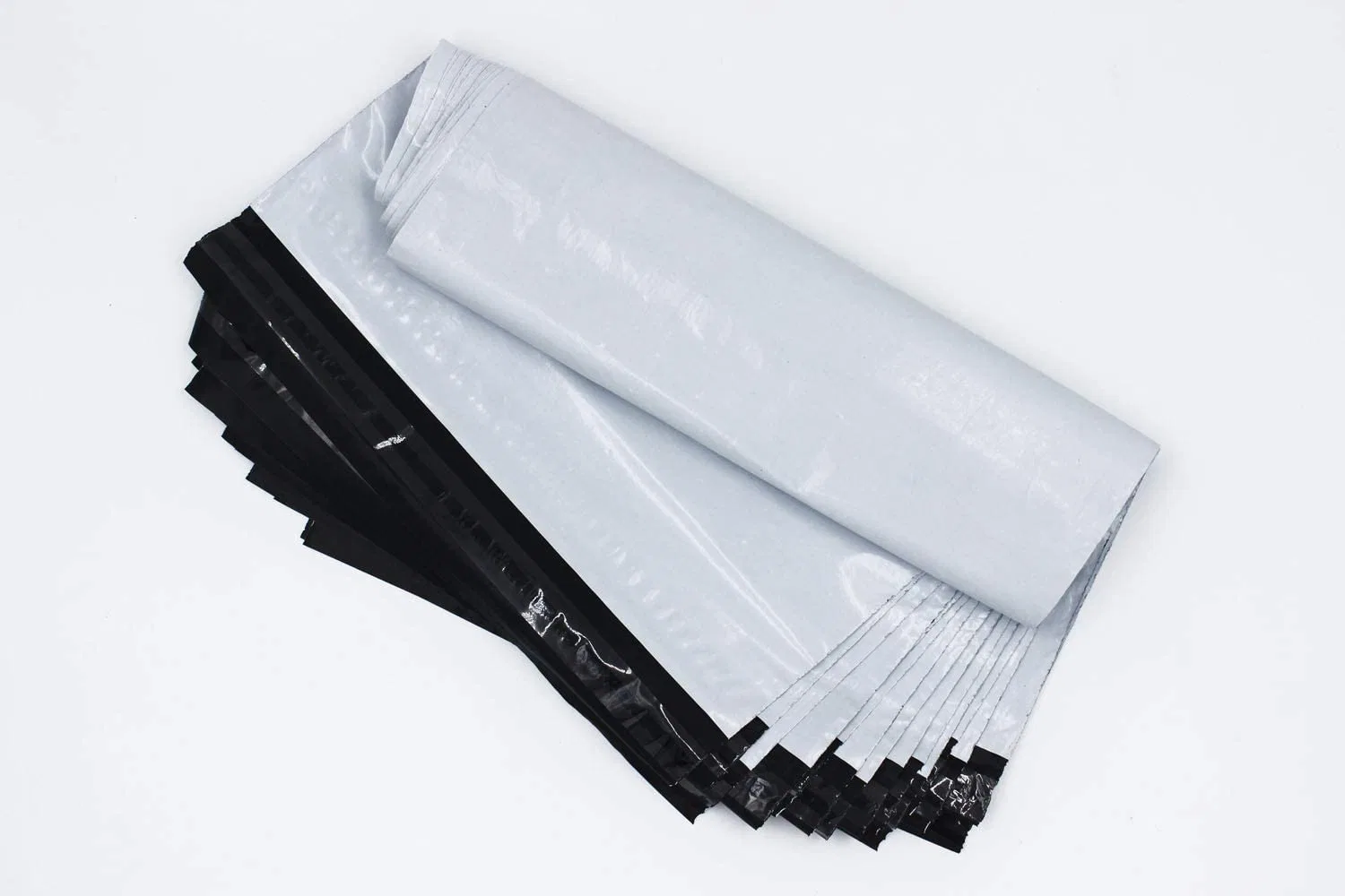 Ln-1507011 Poly Mailing Bags for Packaging Black Express Shipping Bag Custom Logo