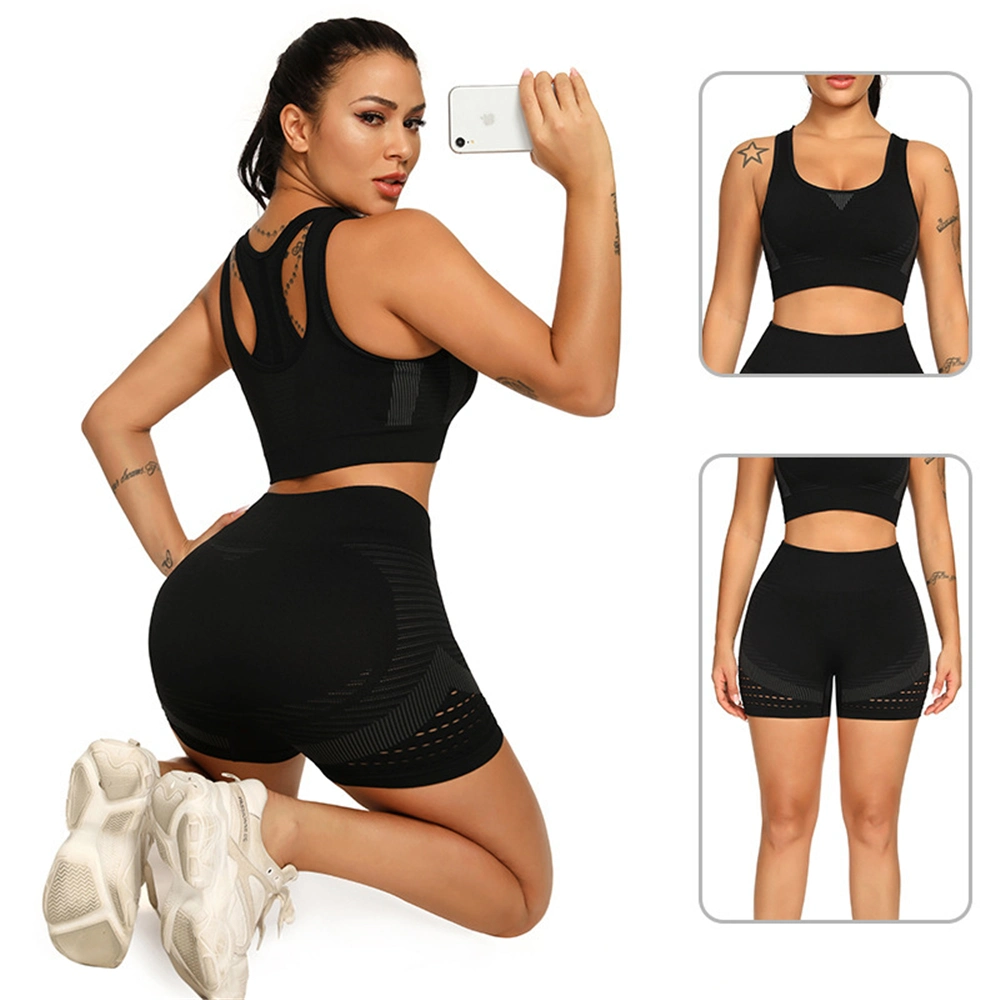 Custom Logo Seamless Shorts Yoga Set Fitness Running Clothing Sexy Breathable Sportswear