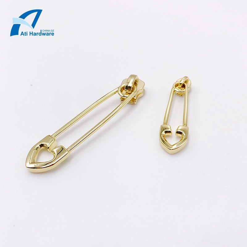 Different Size Fashion Style Metal Bag Zipper Puller Hardware Accessory by Selling
