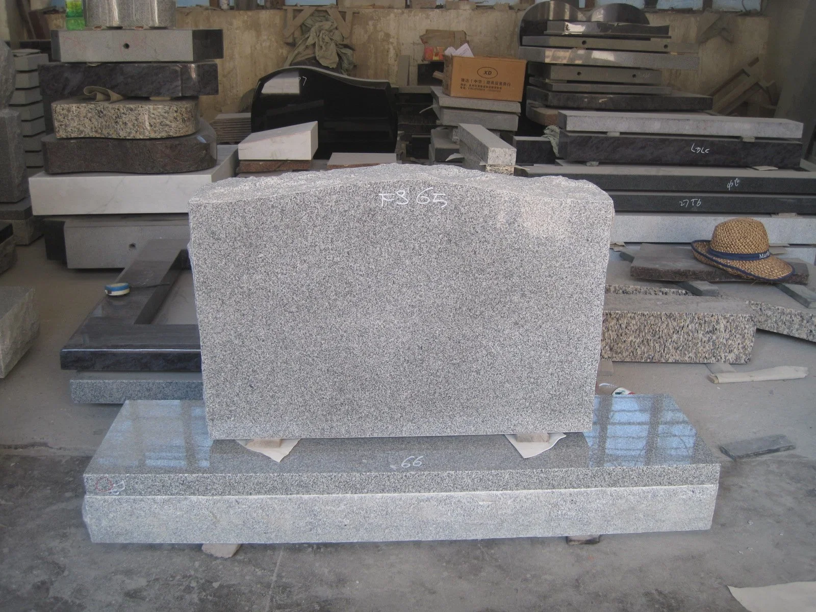 Light Grey Granite American Style Memorial Tombstone Monuments Customerized