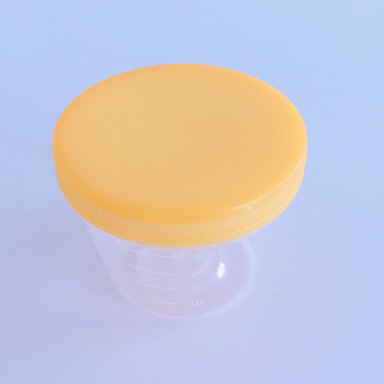 Hot Sale Medical Grade Disposable Non Sterile Urine Container with Spoon Female