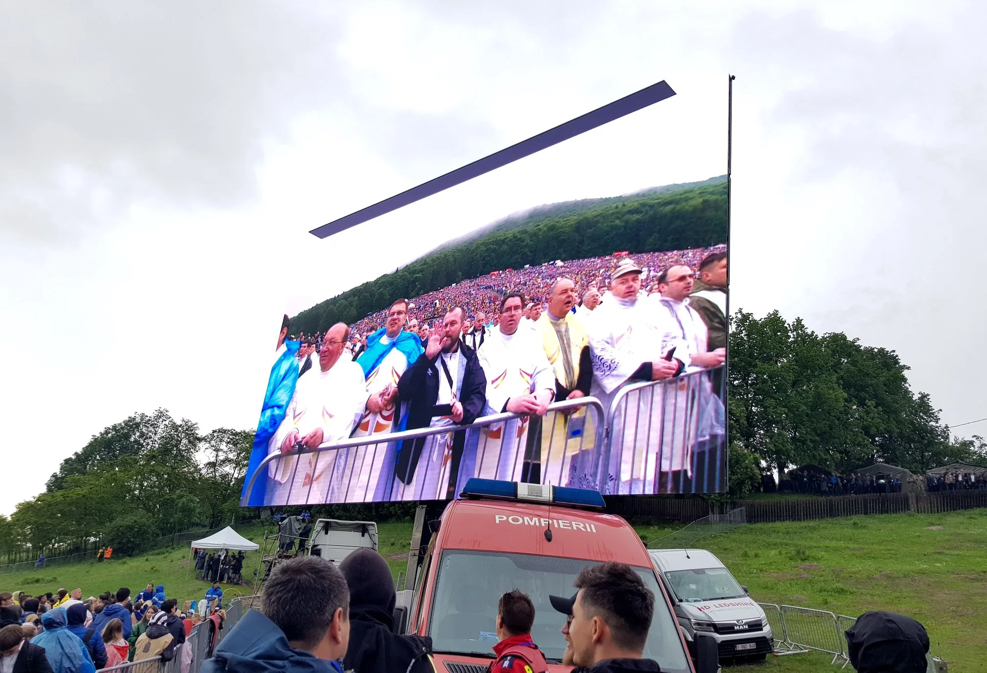 P4 de alto brillo exterior móvil LED Pantalla de camiones para publicidad