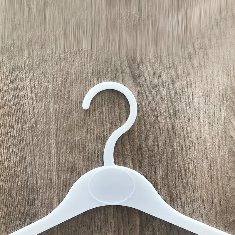 Plastic Children Clothes Rack Hanger for Kids Sweater Garment