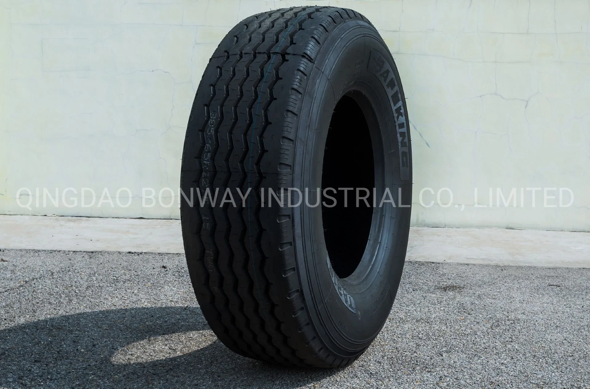 Chinese Factory Cheap All Steel Radial Truck Tyres TBR Tires Yellowsea/ Safeking Brand 13r22.5 295/80r22.5 315/80r22.5 385/65r22.5