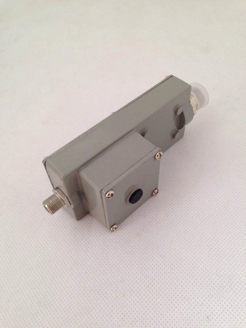 Factory Supply High Gain Use in Project S Band LNB with Lo Fequency 3650, 3750, 3850, 3950MHz