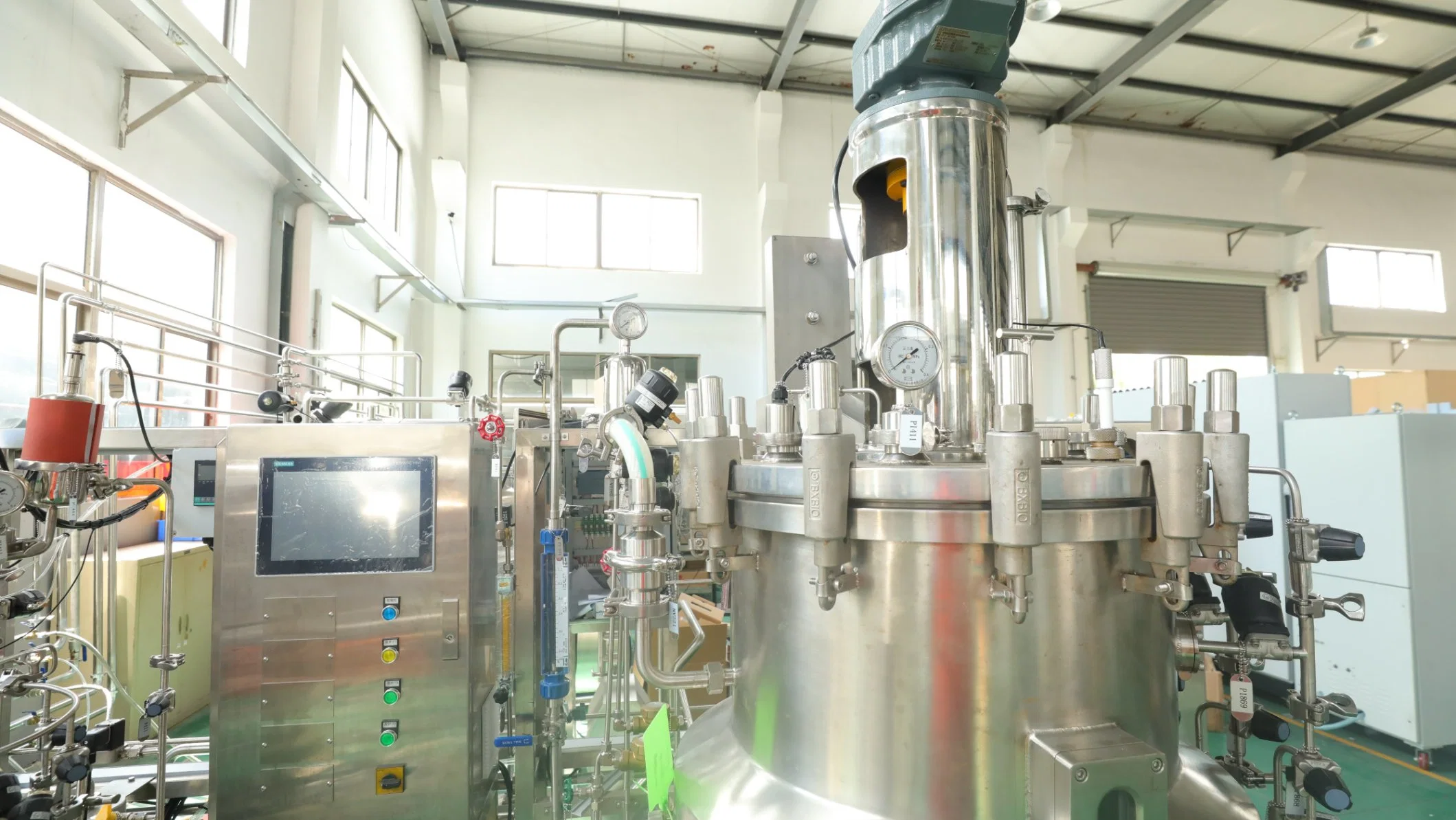 Automatic Sterilization Stainless Steel Bacteria Culture Fermentor/Bioreactor Used for Chemical, Food, Pharmacy