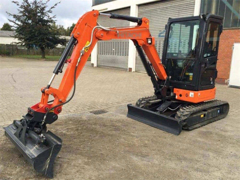 Excavadora Japonesa de 7 toneladas Zx70 ligeramente usada para la venta