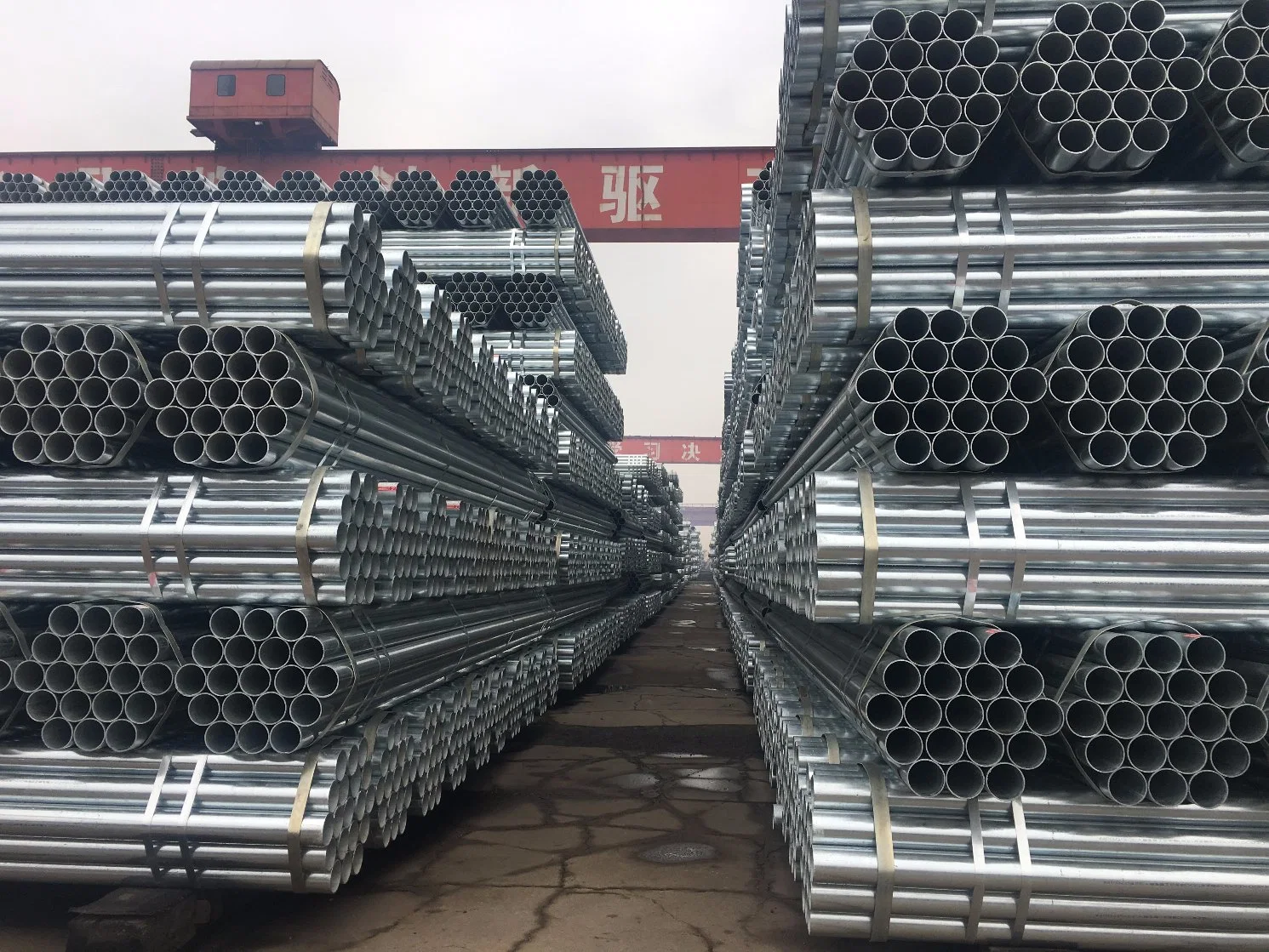 Tubo Galvanizado de Acero Dulce Estandar ASTM A53 A500 Sch40 Sch80