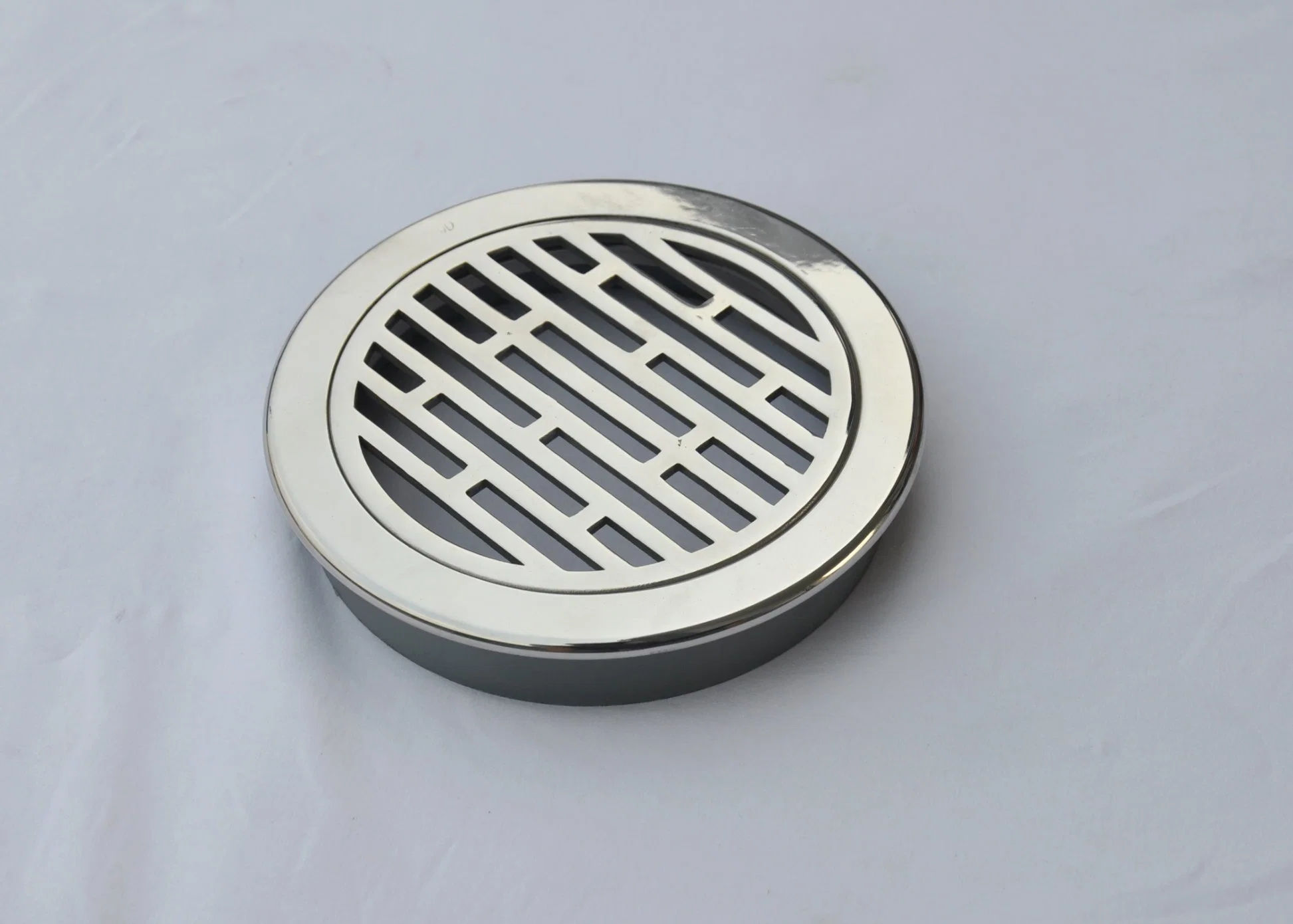 Customs Water Technology Stainless Steel AISI304 Bathroom Furniture Accessories Floor Drain