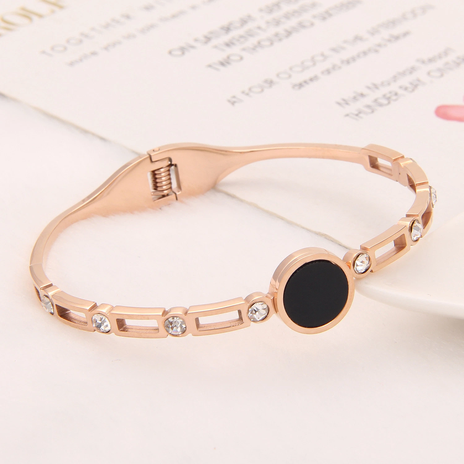 18 K Gold Plated Bangle Setting CZ Stone Shell Spring Bracelets