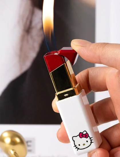 New Pink Lipstick Shaped Cute Lighter Ladies Portable Gas Wholesale/Supplier Lighter