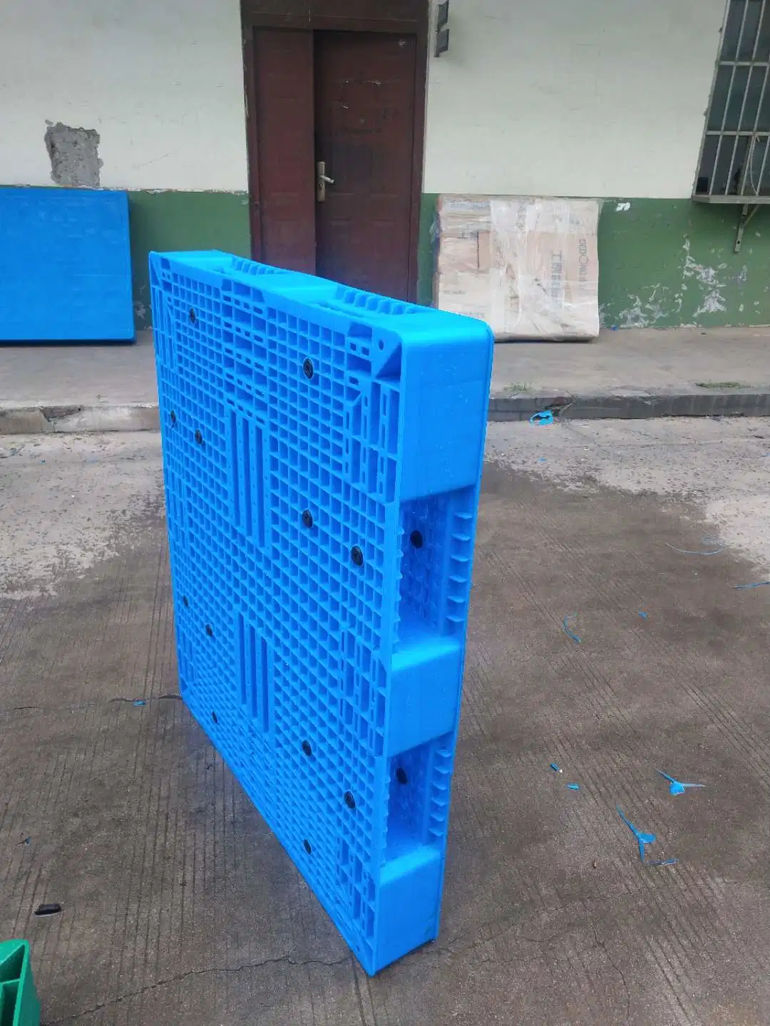 1200*1000*150mm Grid Mesh Top Six Runner Plastic Pallet with 6 Skids Cargo Storage Warehouse Transportation Use