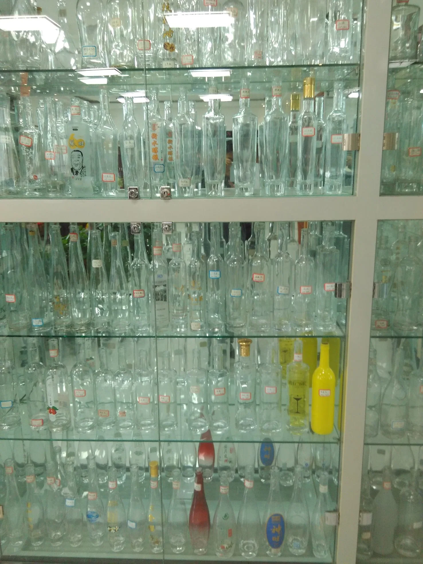 Botellas de vidrio para llenado de líquidos