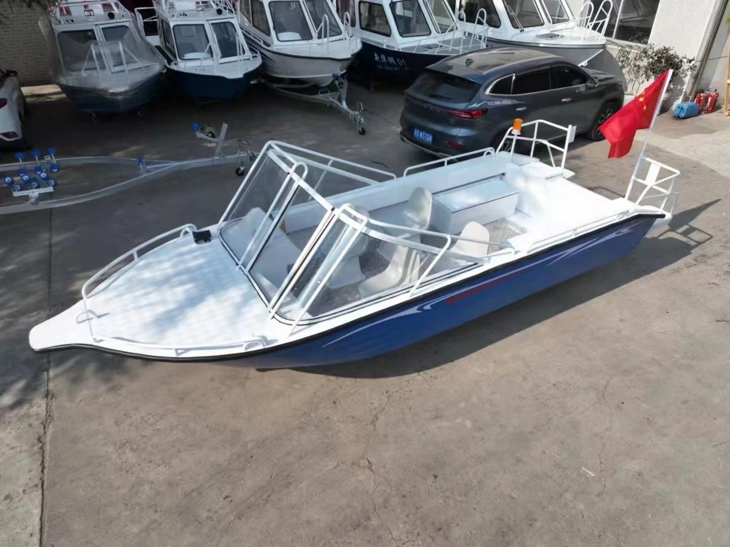 Hot Sale Customized Fiberglass a High-Speed Craft in China