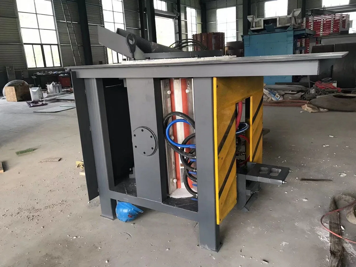 500kg Steel/Iron/Stainles Steel/Copper/Brass/Bronze/Aluminum Melting Medium Frequency Induction Furnace/Stove/Oven