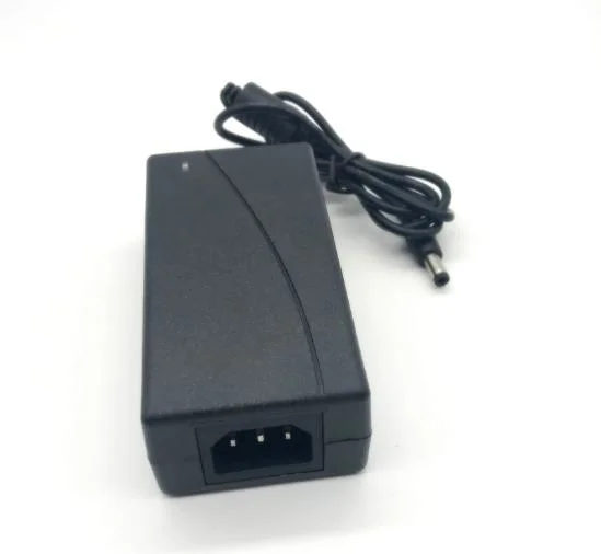 Free Sample AC DC Power Adapter 12 Volt 5 AMP Power Supply for LED