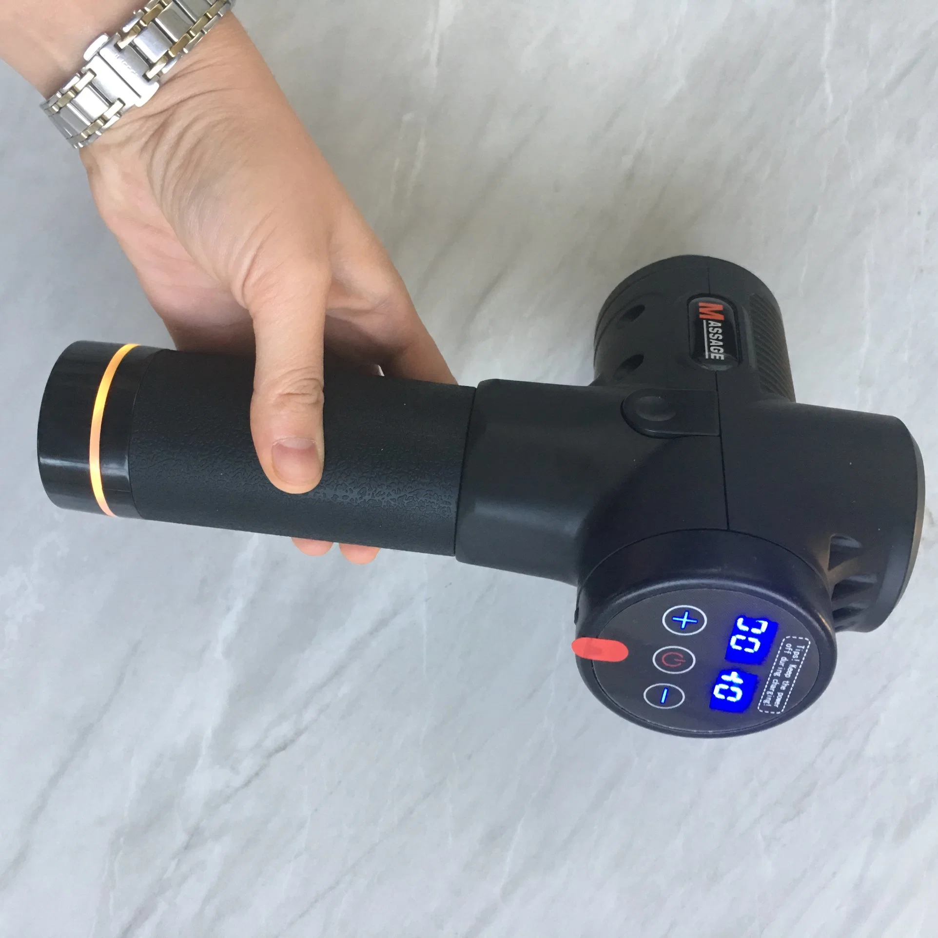 Heißer Verkauf Percussion Massage Gun Drop Versand mit LED-Bildschirm Für Fitnessgeräte