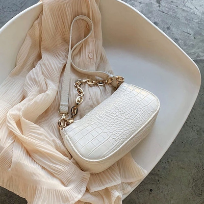 Fashion Crocodile Pattern Baguette Bags Mini PU Leather Shoulder Bags for Women Chain Designer Luxury Handbag