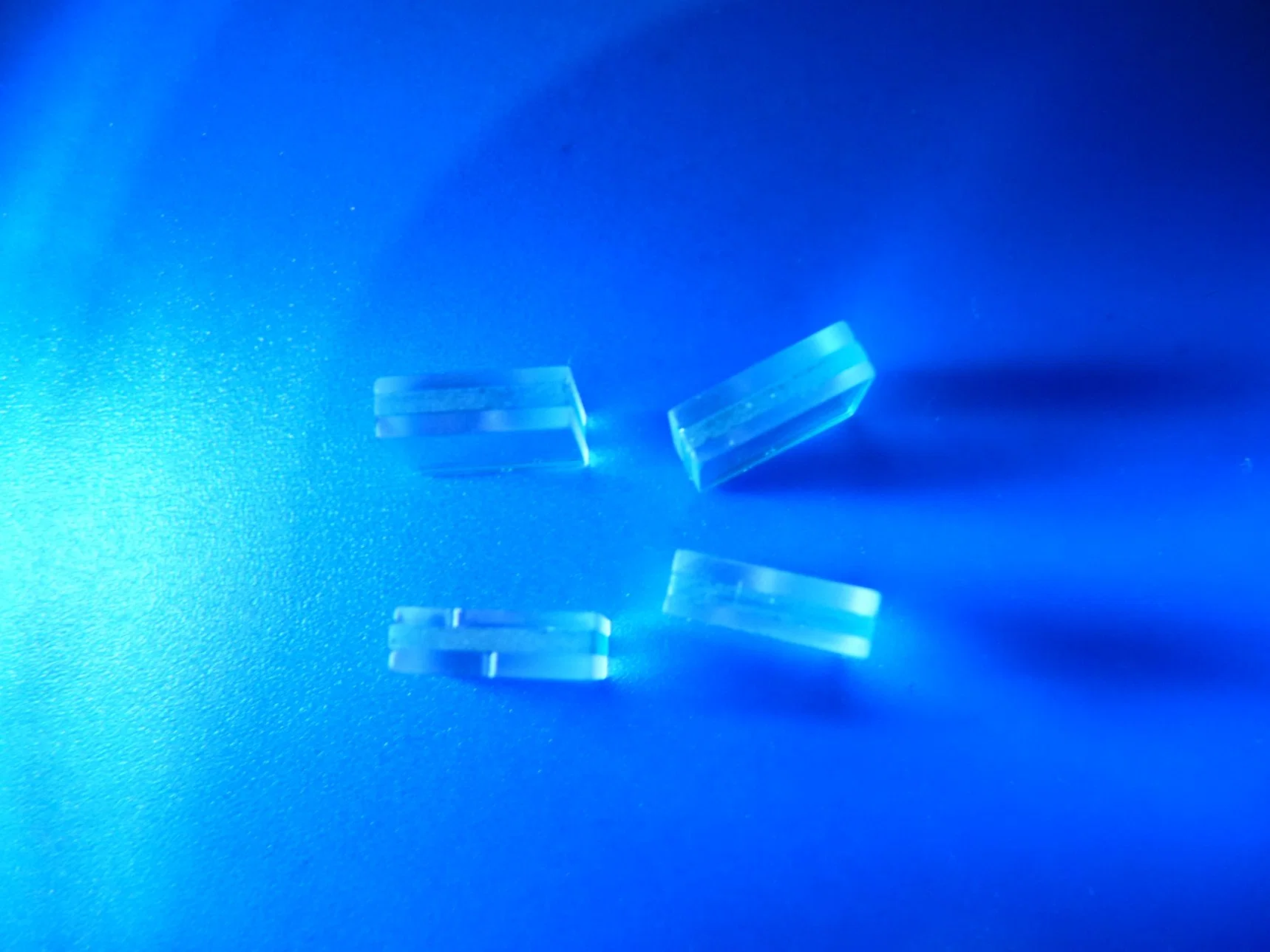 Crystal Blue Glass Optical Low Pass Filter