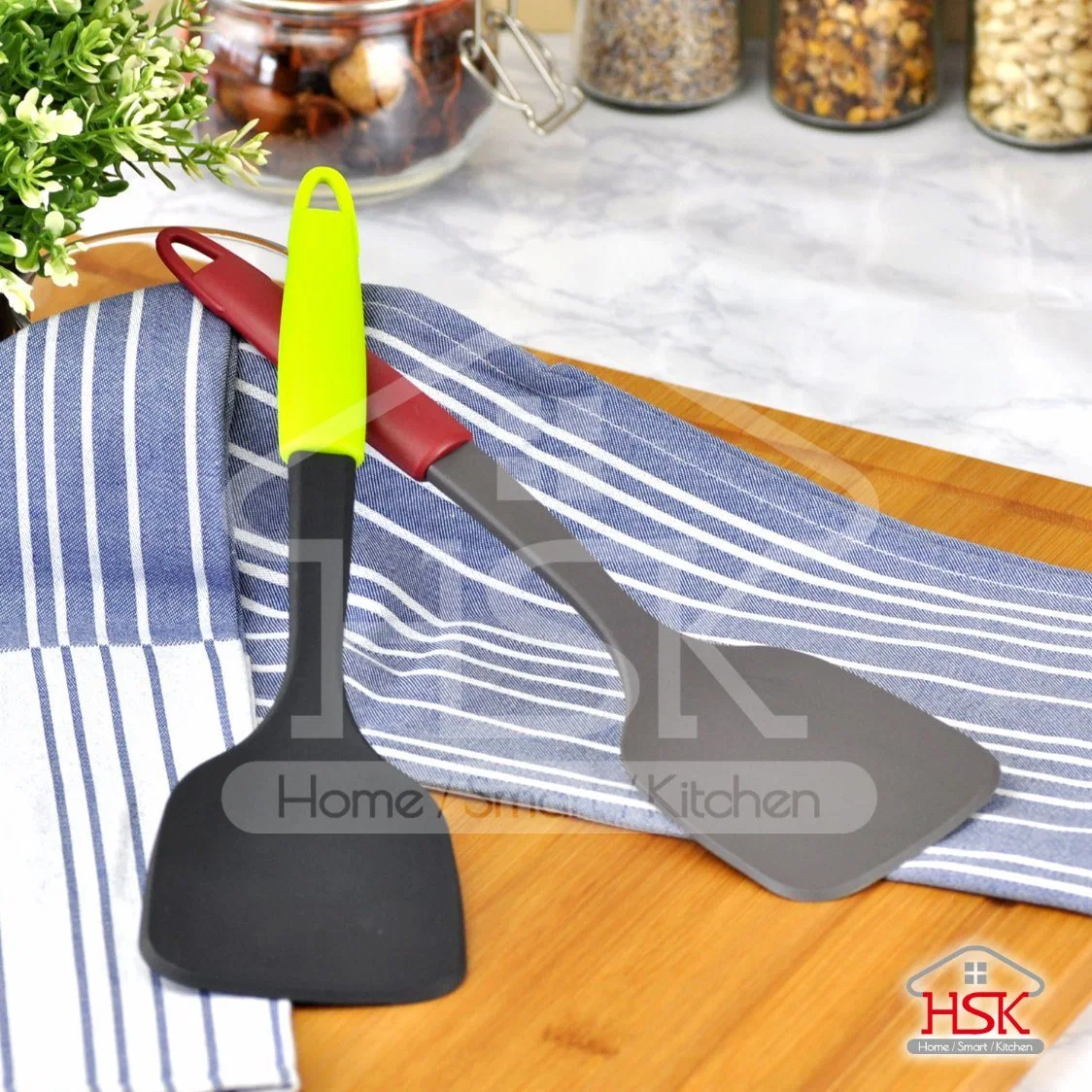 Nylon Kitchen Utensil - Turner, Cooking Tool