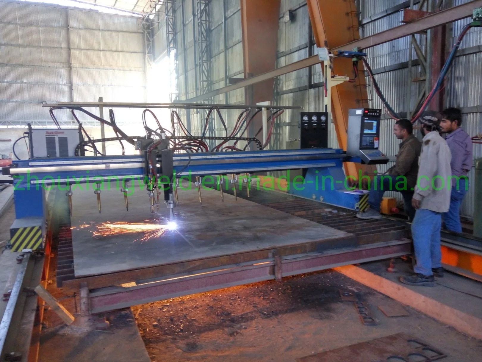 La plaque en acier H ligne de soudure du faisceau de machine de découpe plasma flamme CNC